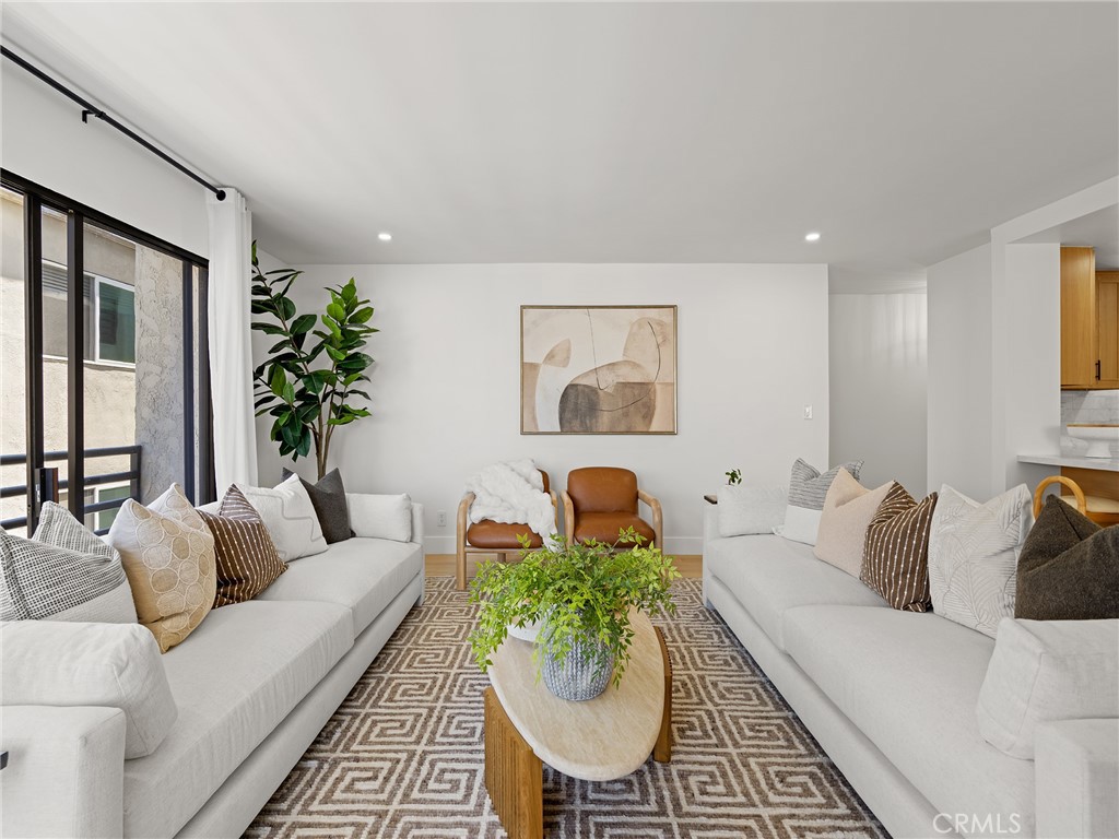 1 62nd Place 203 Property Photo 27