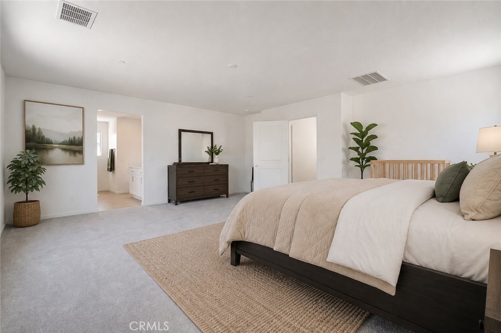 2269 Stelamar Property Photo 4