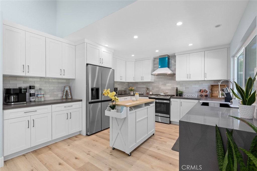 22465 Melida Property Photo 13