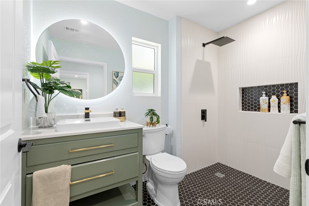 22465 Melida Property Photo 37