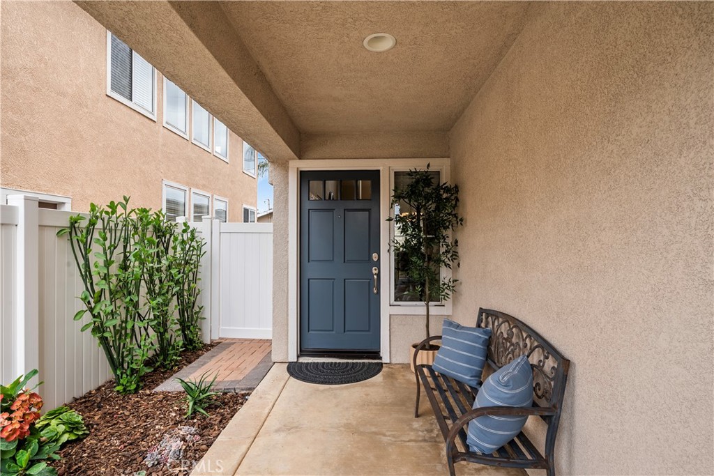 13881 Berrington Court Property Photo 4