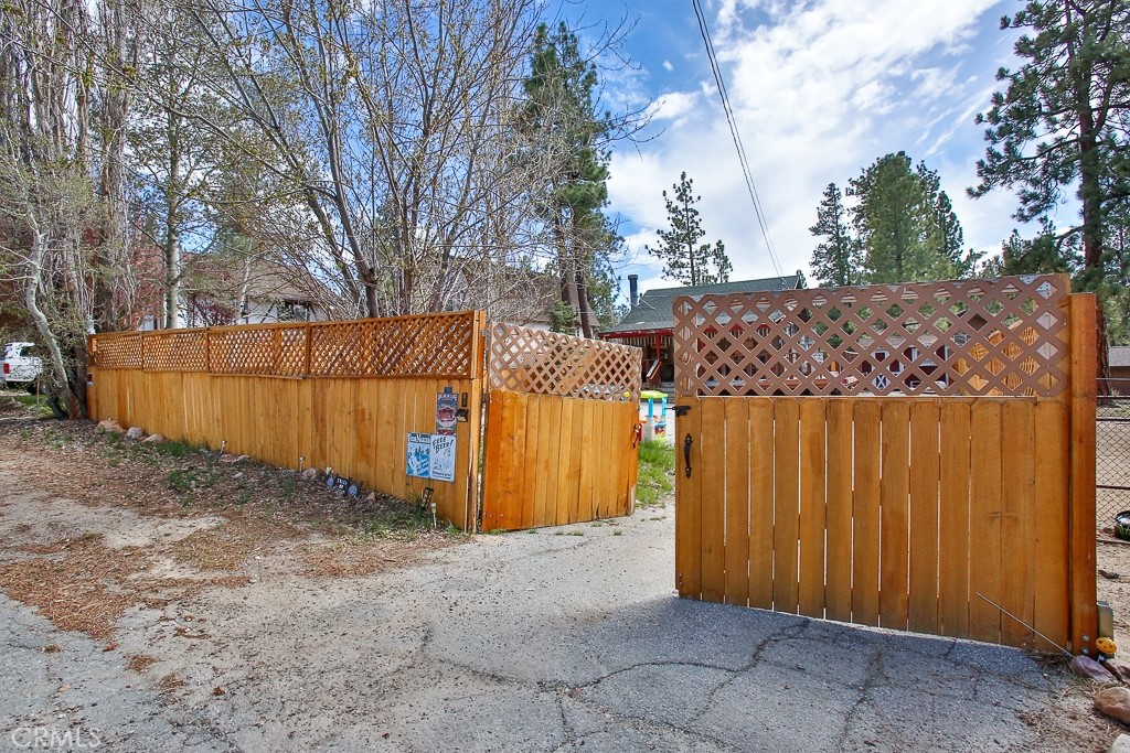 542 Highland Road Property Photo 1