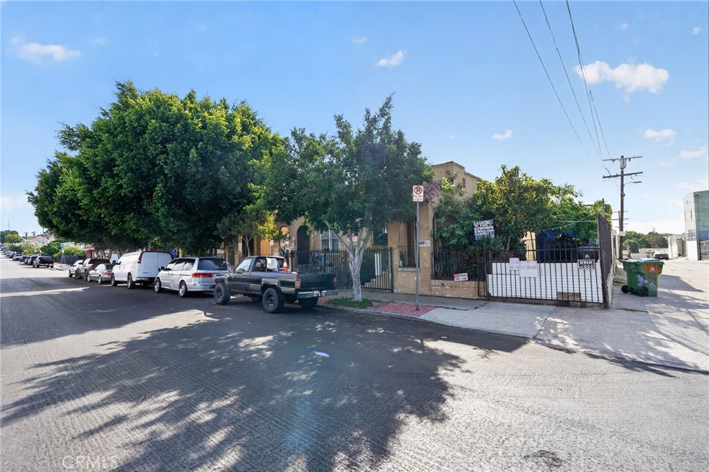 620 N Fickett Property Photo 10