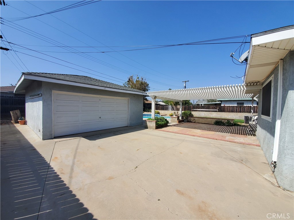 5162 Jurupa Property Photo 3