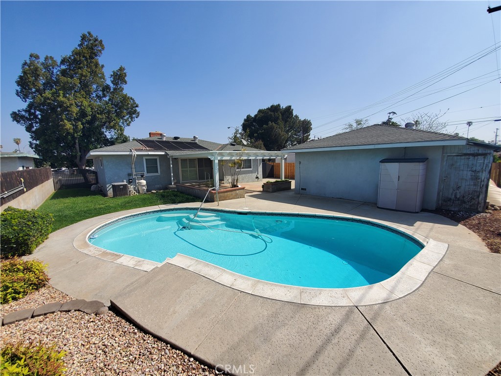5162 Jurupa Property Photo 4