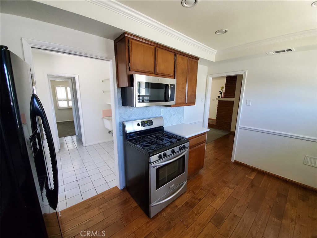 5162 Jurupa Property Photo 8