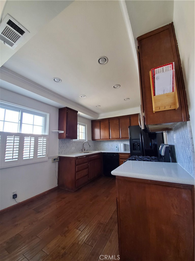 5162 Jurupa Property Photo 15