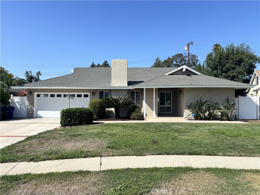 21206 Silver Cloud Property Photo 1