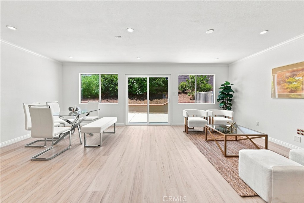 21206 Silver Cloud Property Photo 23