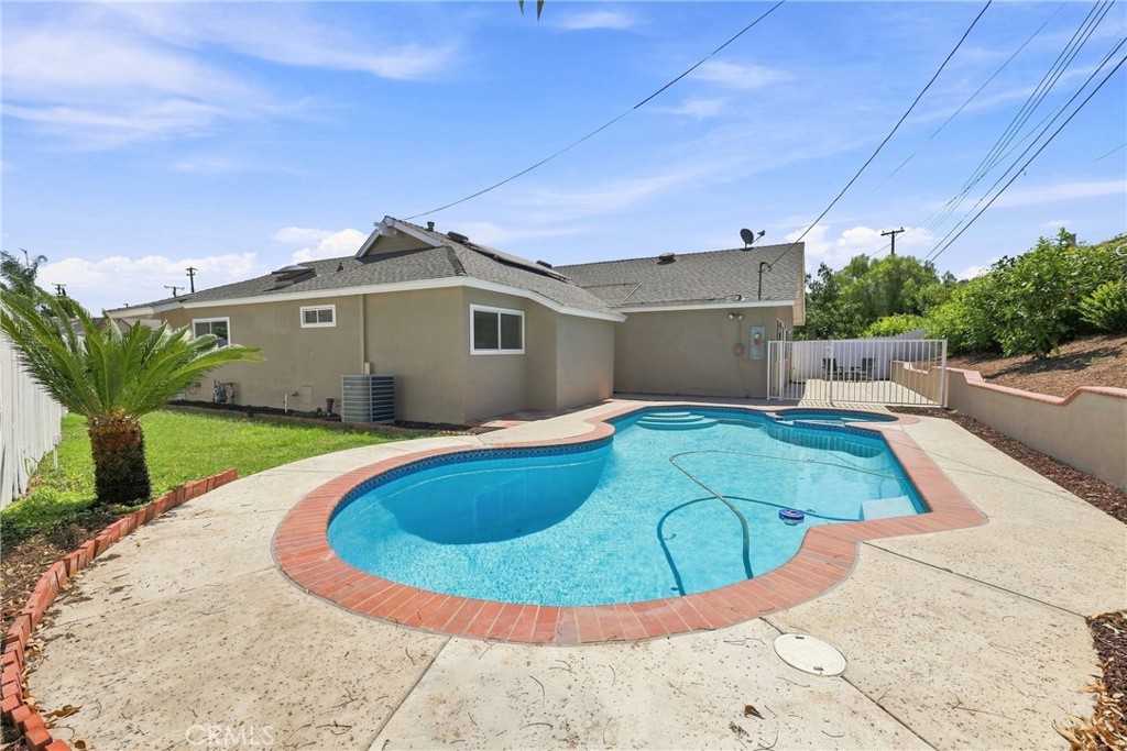 21206 Silver Cloud Property Photo 39