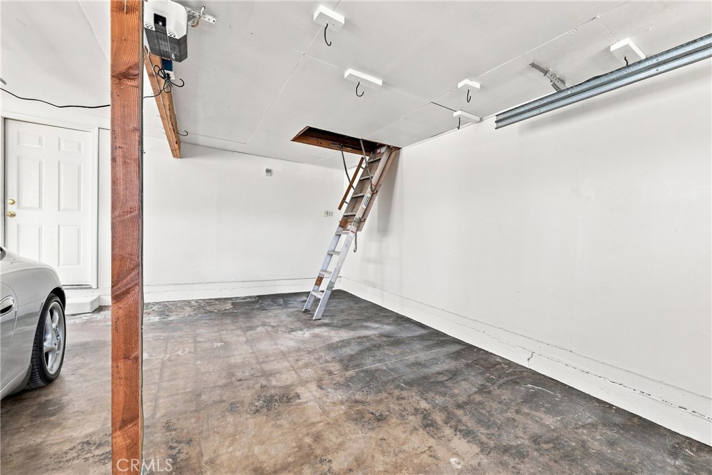 21206 Silver Cloud Property Photo 46