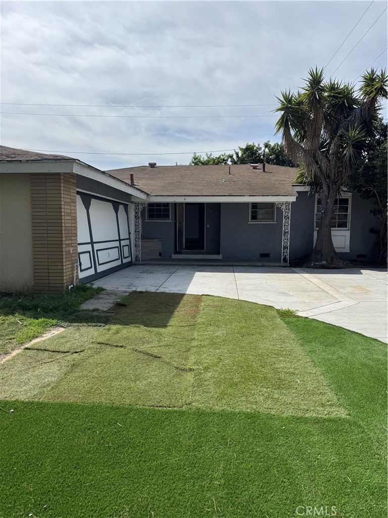 3618 W Crystal Property Photo 1