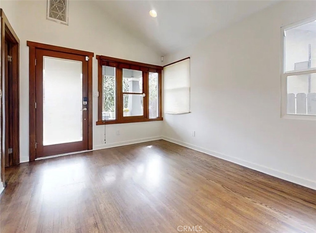 3629 Marmion Property Photo 5