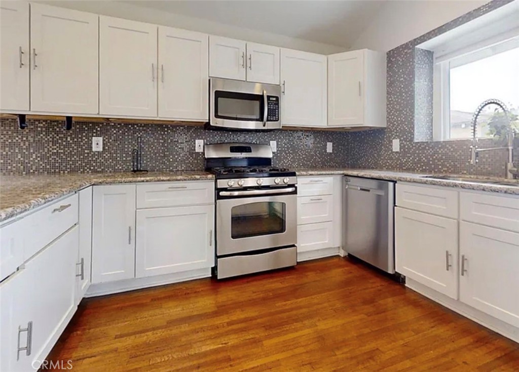 3629 Marmion Property Photo 6