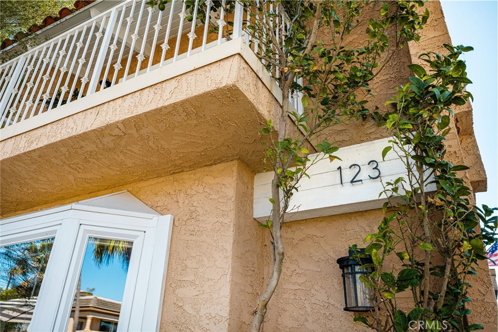 123 13th Street 1 Property Photo 4