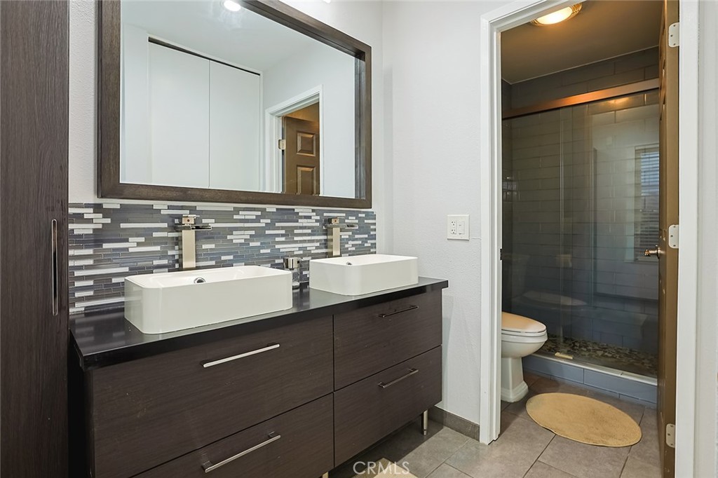 17614 Graystone Property Photo 17