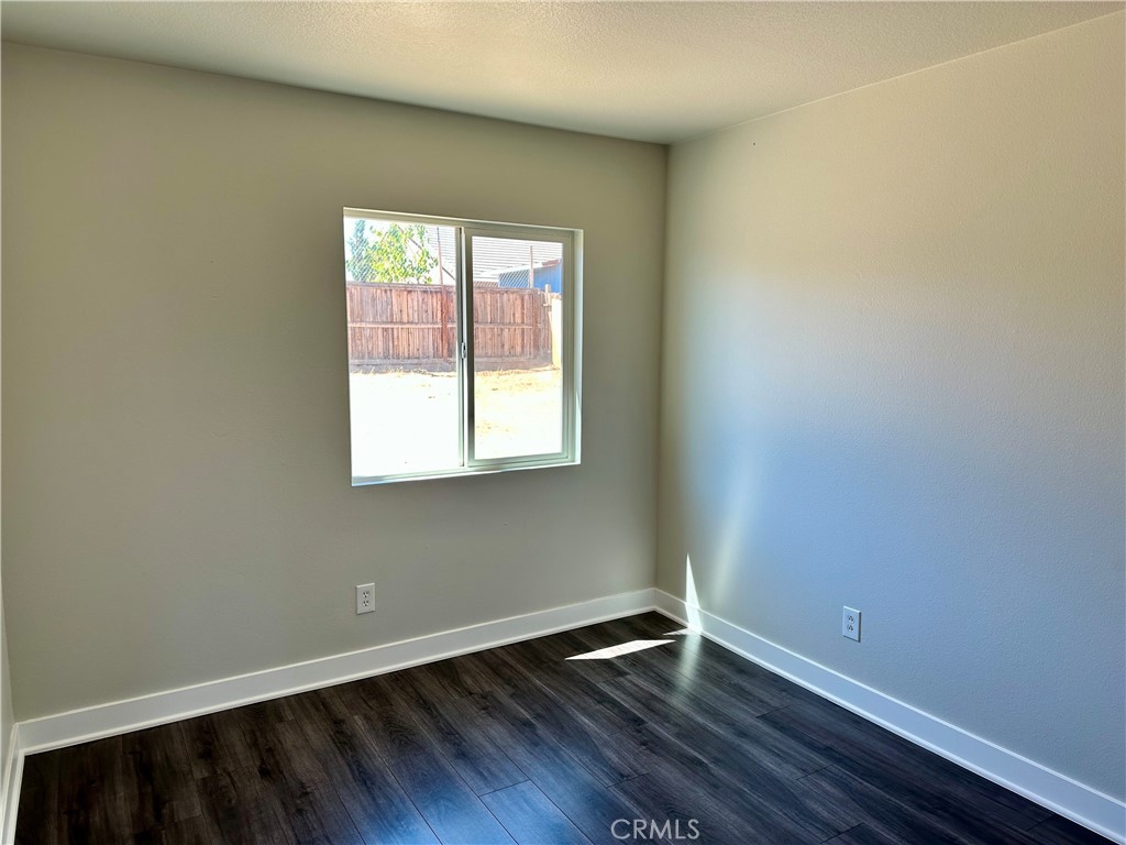 11923 Spring Hill Court Property Photo 8