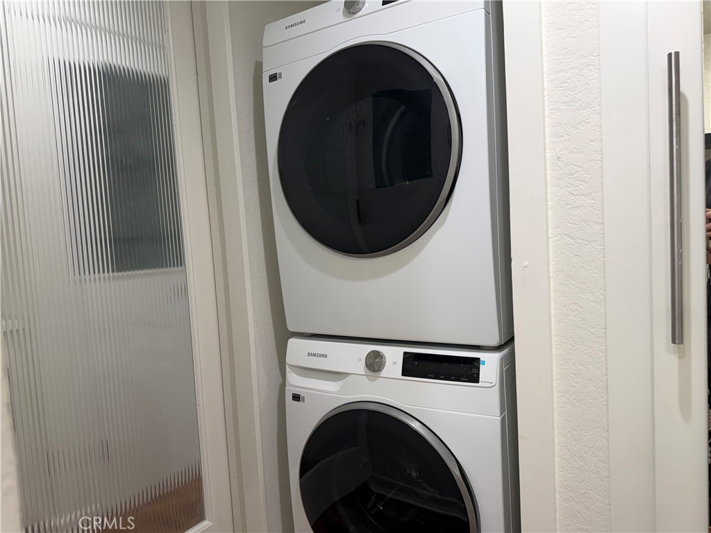 65 Largo Property Photo 14