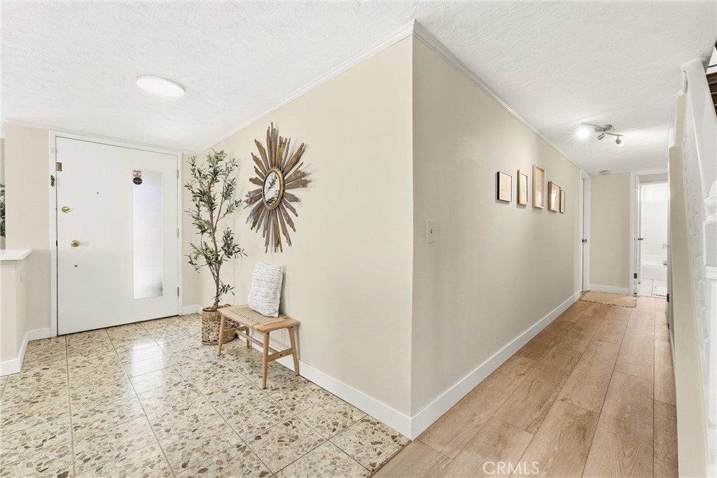 8821 Tamarisk Property Photo 3