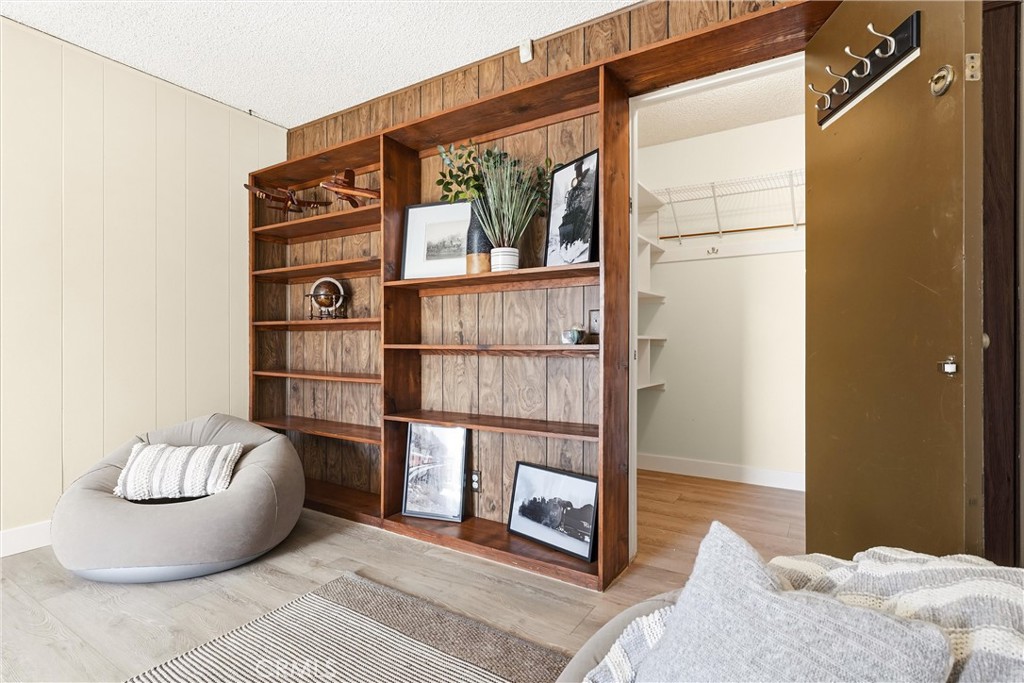 8821 Tamarisk Property Photo 17