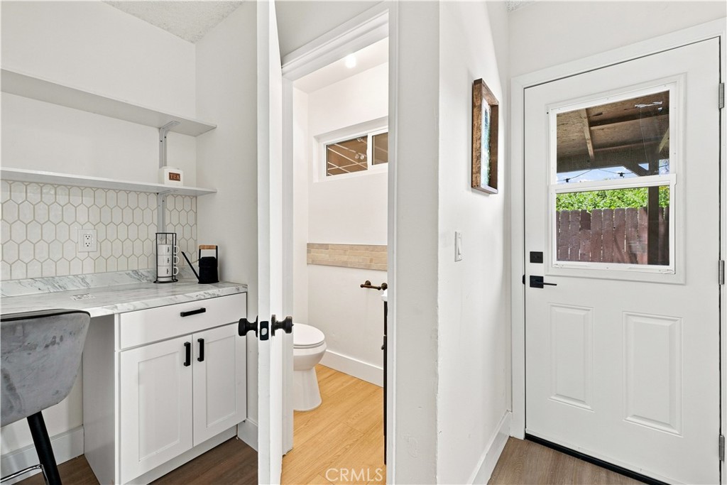 229 S Palm Avenue Property Photo 20