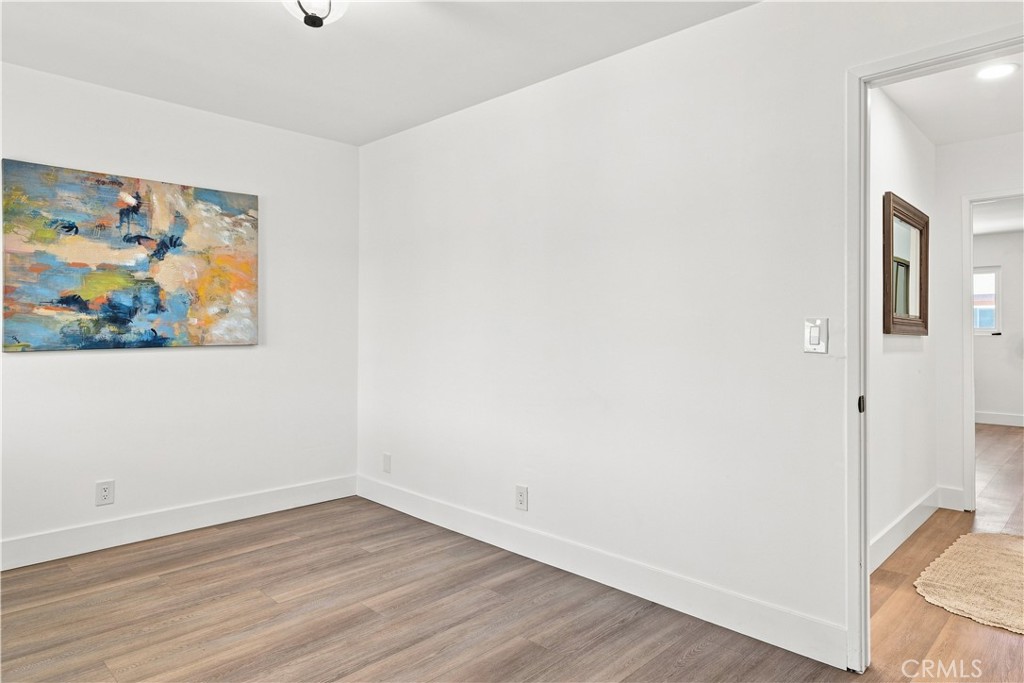 229 S Palm Avenue Property Photo 32