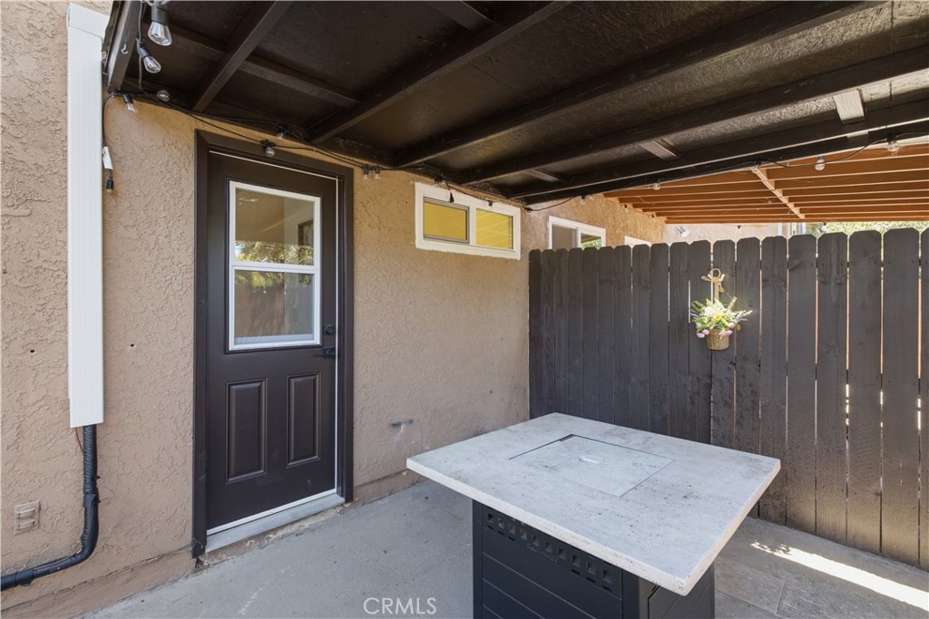 229 S Palm Avenue Property Photo 41