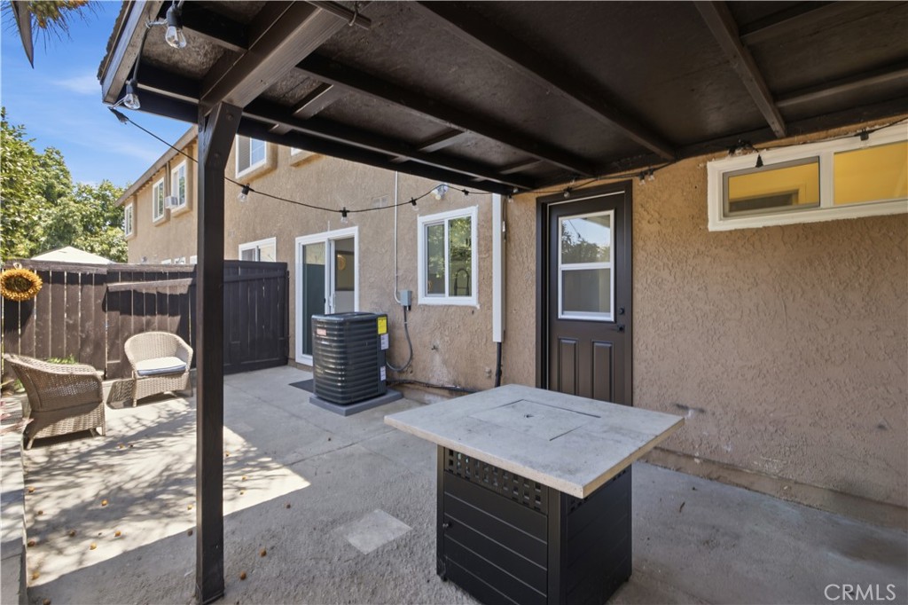 229 S Palm Avenue Property Photo 42