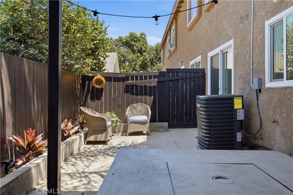229 S Palm Avenue Property Photo 43