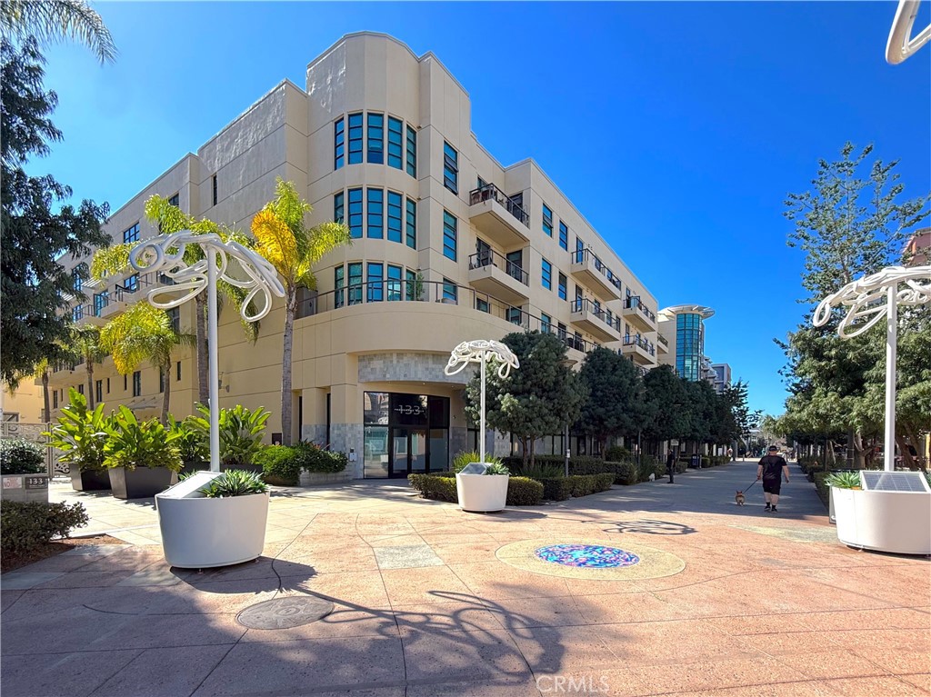 133 The Promenade N 107 Property Photo 3
