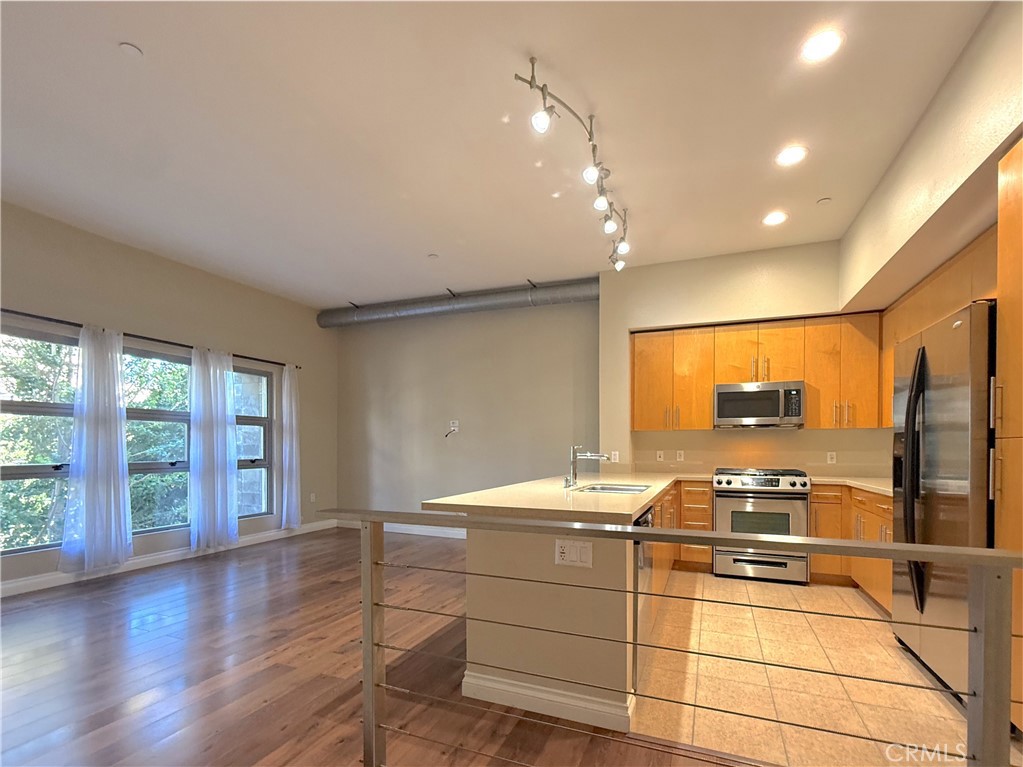133 The Promenade N 107 Property Photo 6