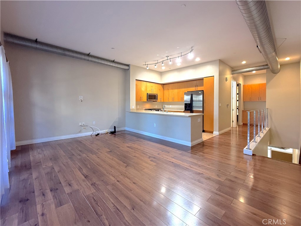 133 The Promenade N 107 Property Photo 7