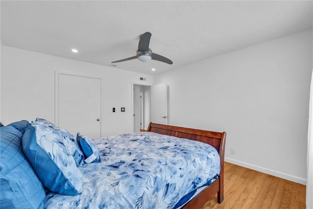 2117 Deodar Property Photo 28