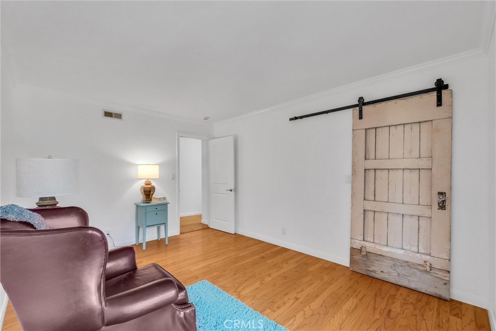 2117 Deodar Property Photo 34