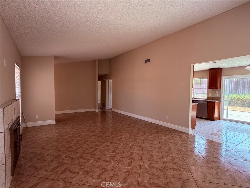 9963 Eugenia Avenue Property Photo 9