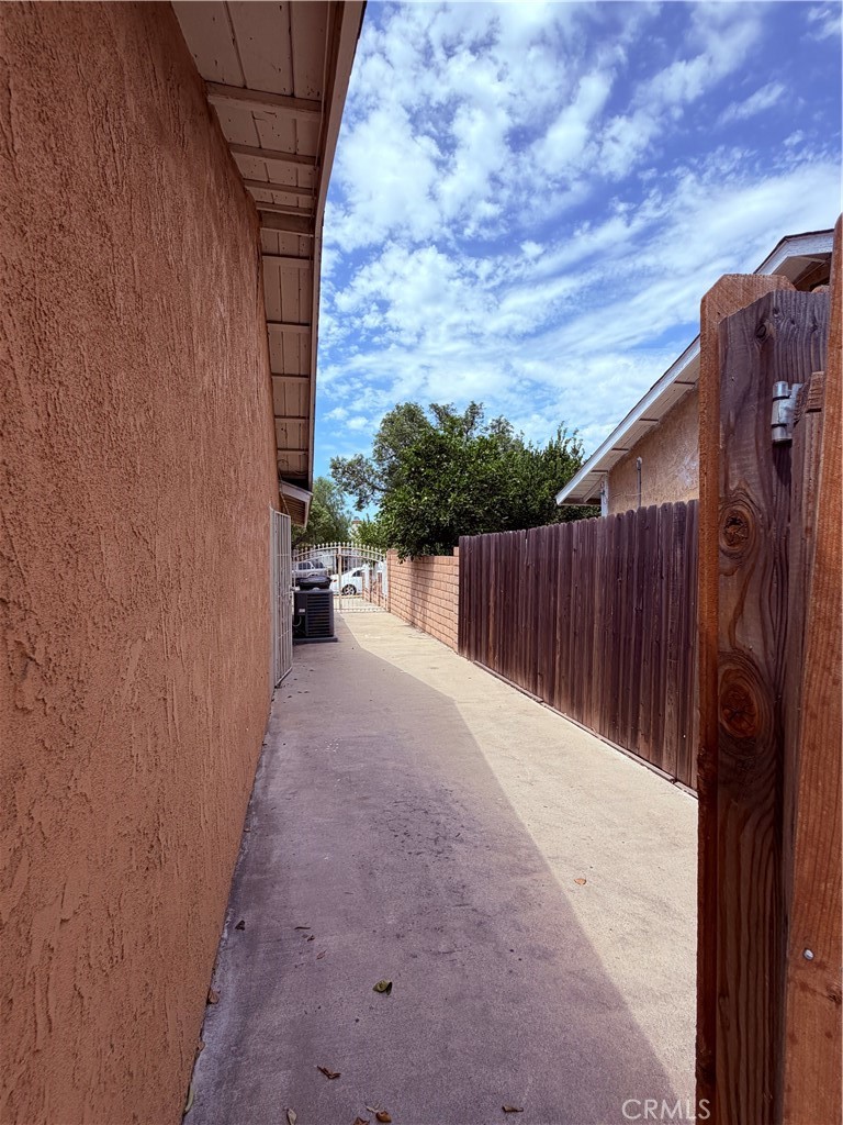 9963 Eugenia Avenue Property Photo 13