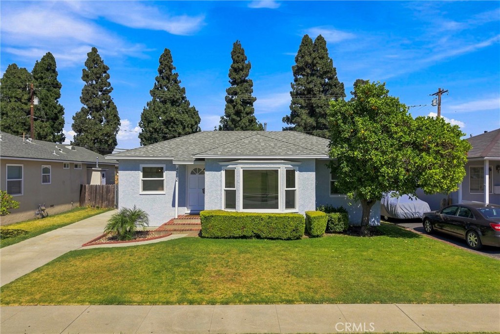 4312 Lomina Property Photo 1