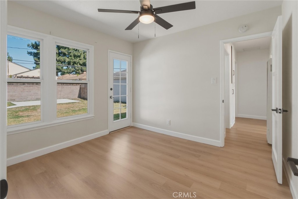 4312 Lomina Property Photo 15