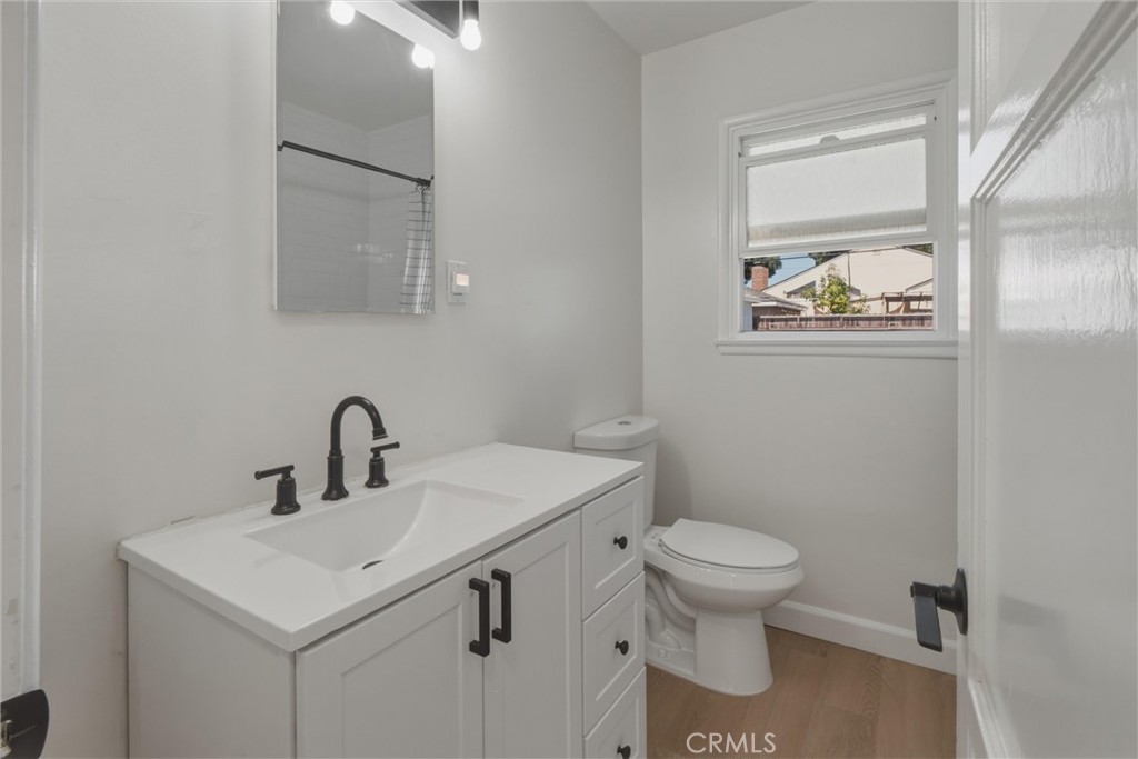 4312 Lomina Property Photo 18