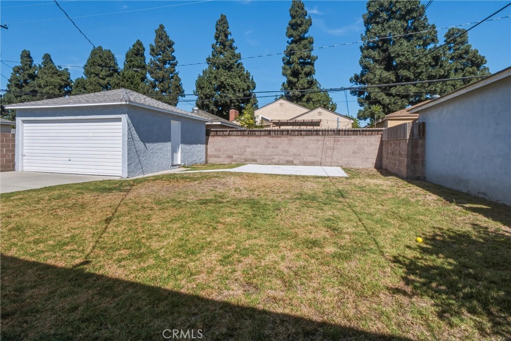 4312 Lomina Property Photo 28