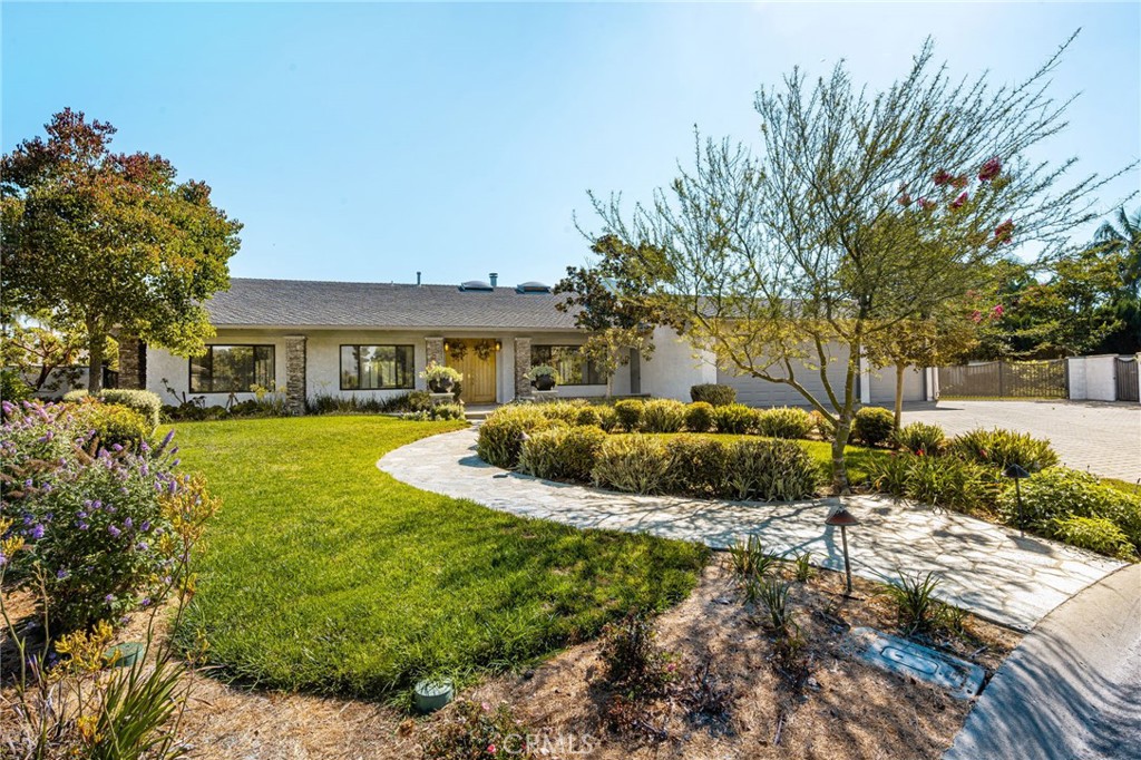 18581 Durfee Property Photo 1