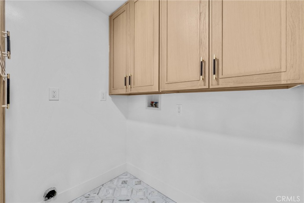15261 La Belle Street Property Photo 20
