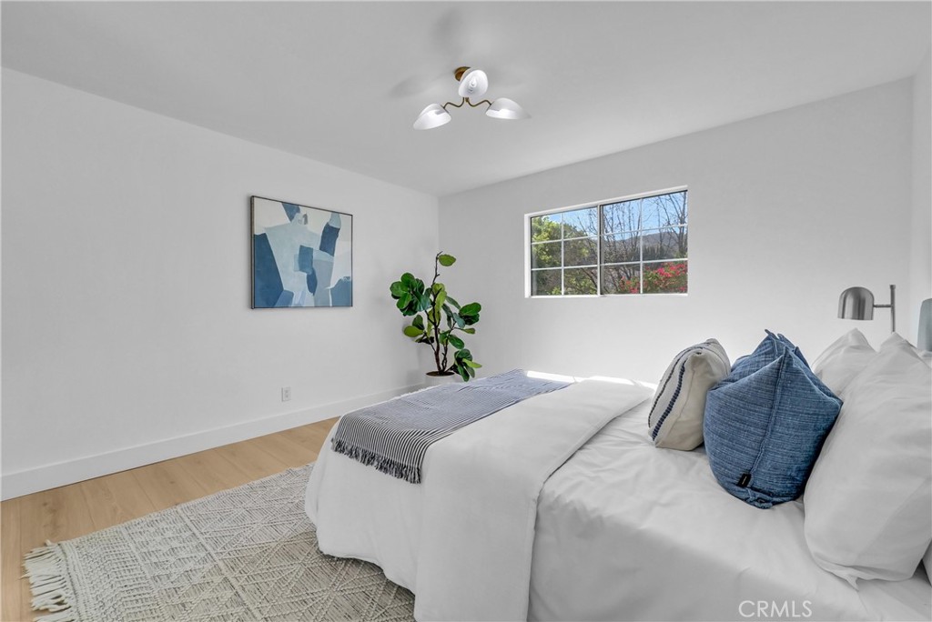 15261 La Belle Street Property Photo 35