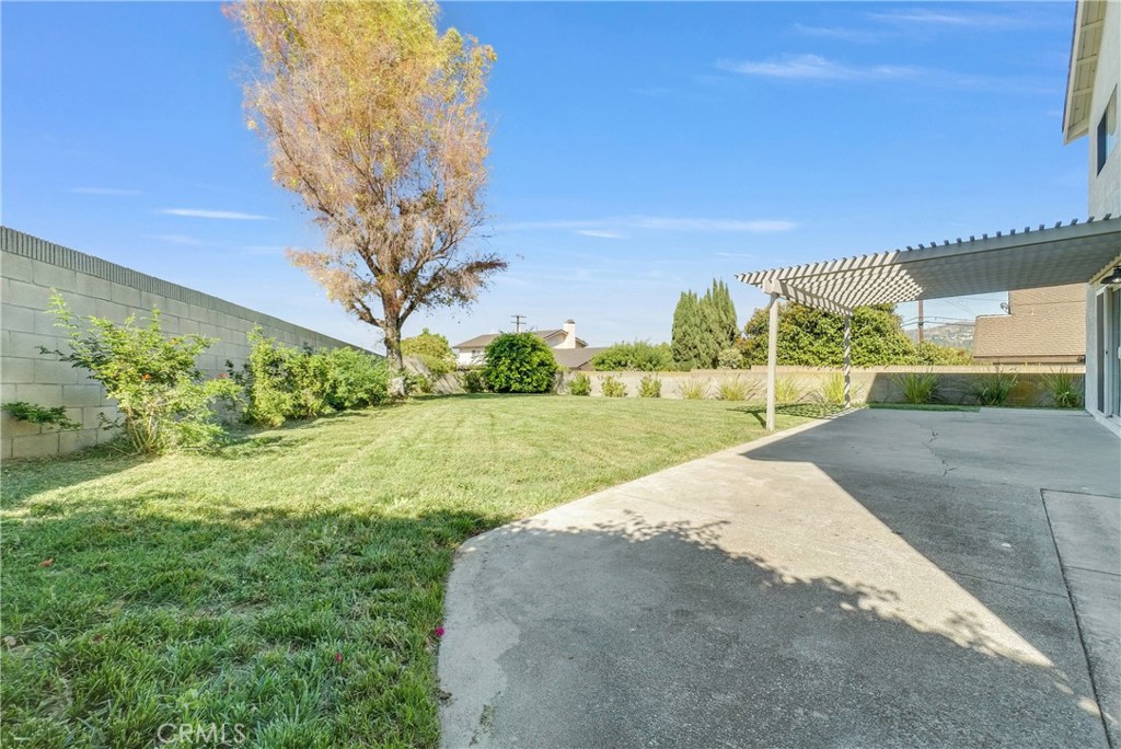 15261 La Belle Street Property Photo 38