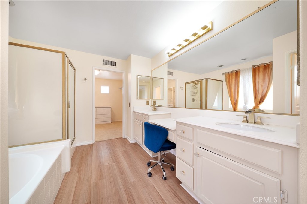 12241 Queensbury Property Photo 15