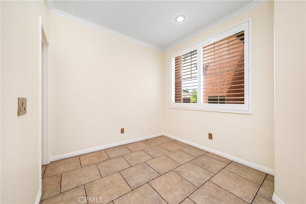 12241 Queensbury Property Photo 18