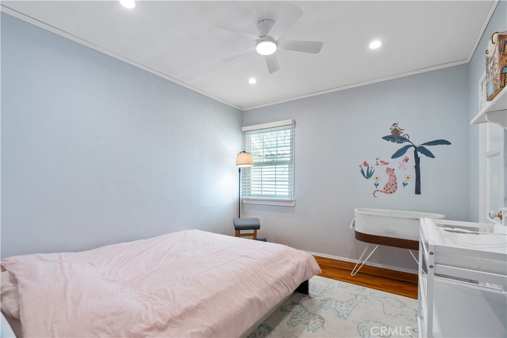7408 Farmdale Ave Property Photo 11