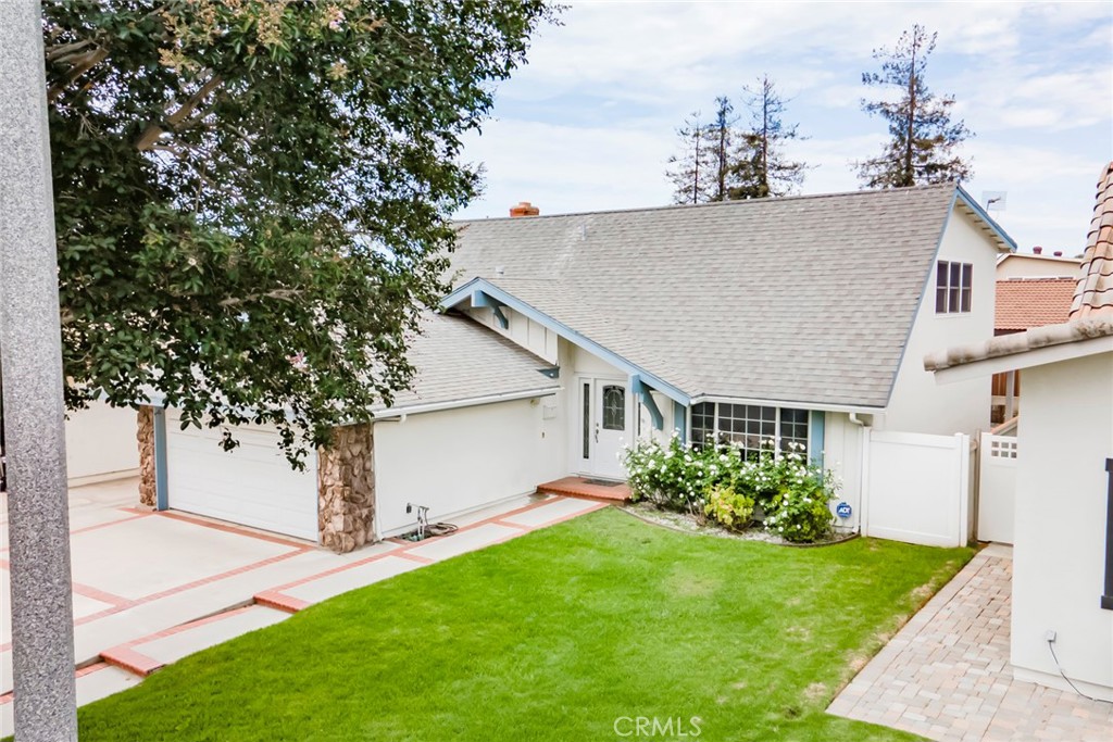 14911 Featherhill Property Photo 4