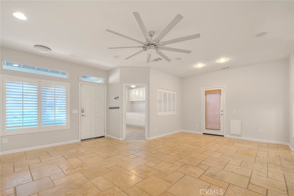 6264 Manzanita Way Property Photo 8