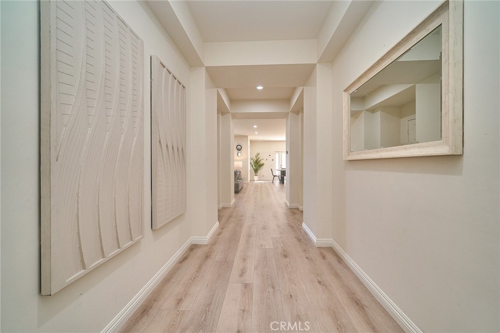 1361 Starbuck Property Photo 7